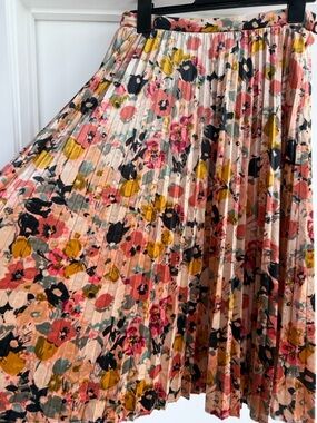 Floral Pleated Midi Skirt - Pink Multi